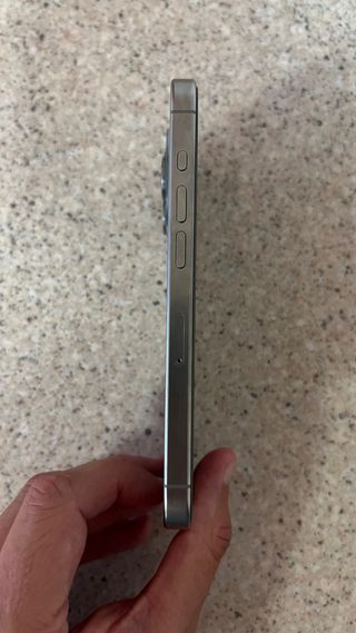 Iphone 15 Pro 128 GB Titanio natural 