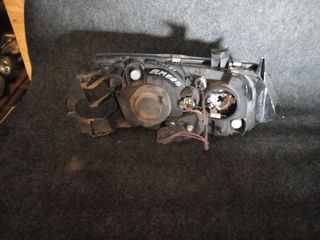 Faro delantero Nissan Almera II 2002