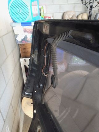 Portón trasero Mercedes Vito W638