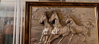 Cuadro de caballos en metal y cristal