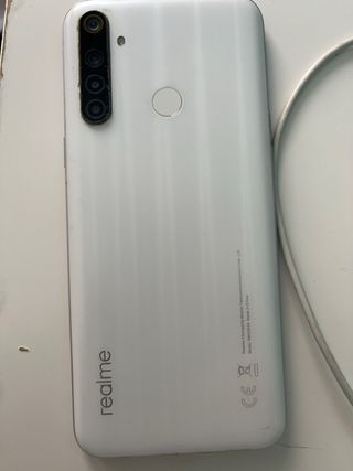 Realme 6i blanco - RMX2040 en su caja