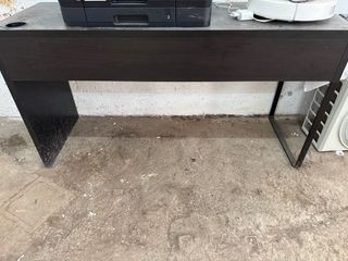 Escritorio negro - Mesa de oficina