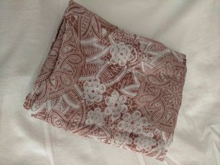 Foulard marrón y blanco