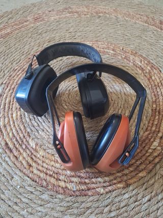 Cascos antiruido: 3M y Leightning L2