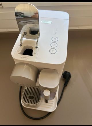 Cafetera Nespresso Lattissima One Blanca