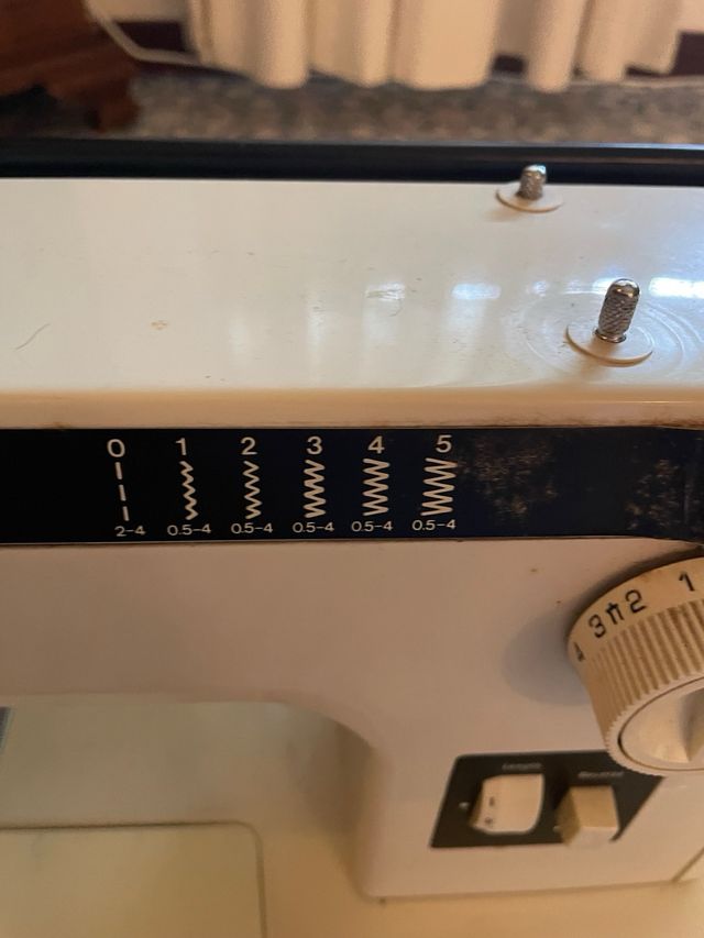 Macchina da cucire Necchi vintage