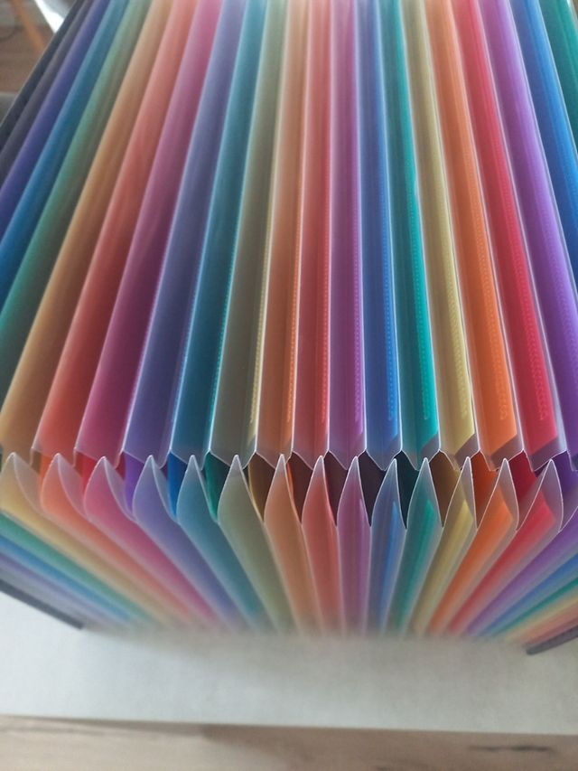Carpeta expandible | Clasificadores arcoiris.