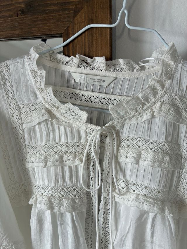 Blusa blanca encaje