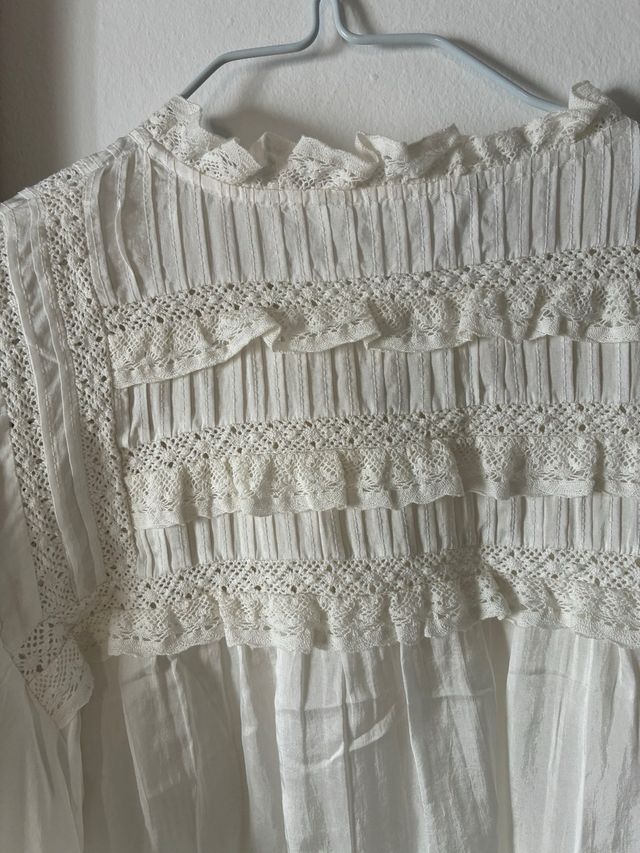 Blusa blanca encaje