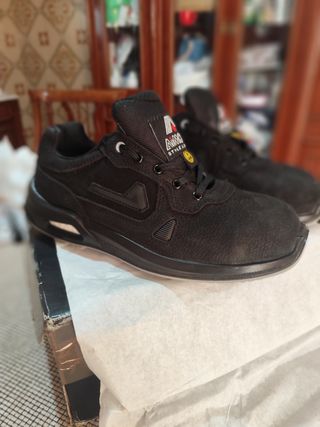 Zapatos seguridad Aimont S3. ¡¡ 142€ en tienda !!