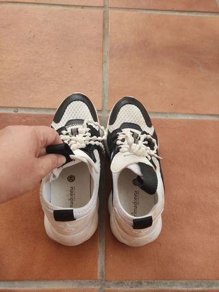 Zapatillas Primadonna 39 - Blancas y Negras