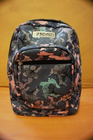 Mochila Seven estampada