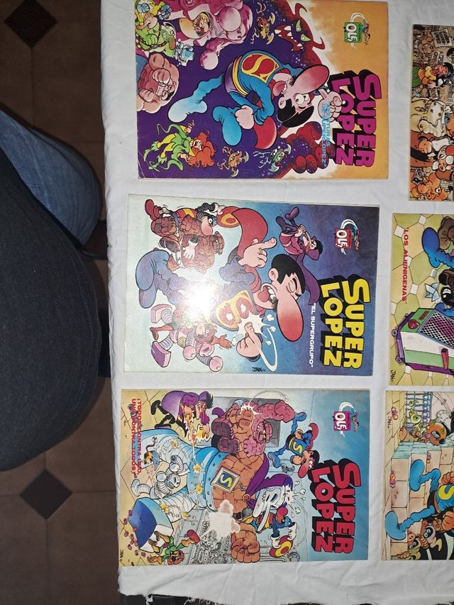 vecchi fumetti di SuperLopez.