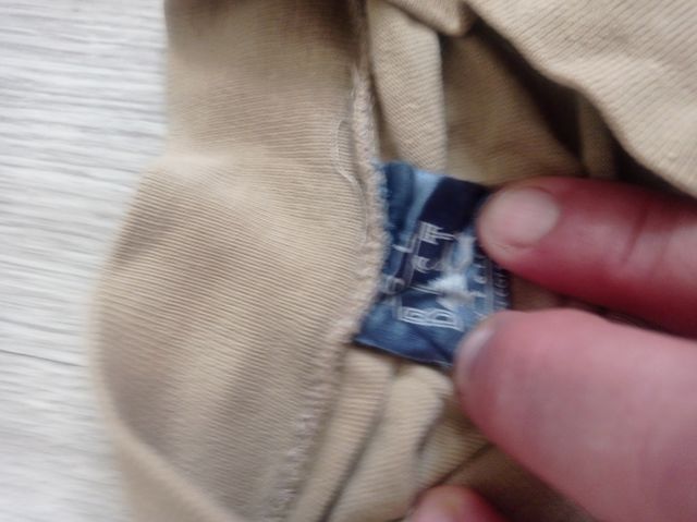 Camiseta BEST by Ferrys beige manga larga