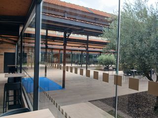 Traspaso tienda en el Mercado del Grao de Valencia