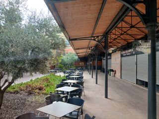 Traspaso tienda en el Mercado del Grao de Valencia