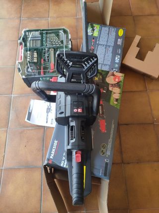 Taladro + Motosierra Parkside 20V