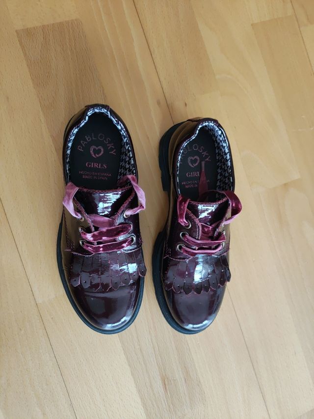 Zapatos Pablosky charol granate nº32