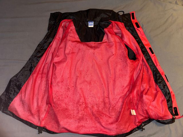 Casaco e Calça Impermeável 19€