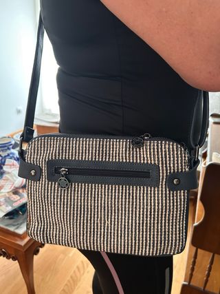 Bolso bandolera azul y blanco
