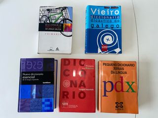 Nuevo Diccionario Esencial de La Lengua Espanol...