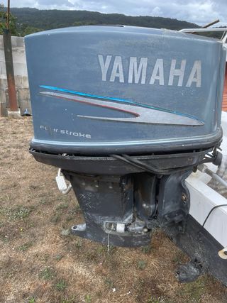 Motor fueraborda Yamaha 85 2 tiempos