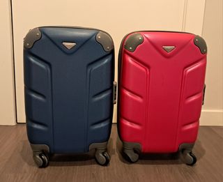 2 Maletas viaje infantiles  4 ruedas Azul y Rosa