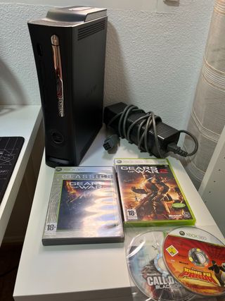 Xbox 360 + 4 juegos