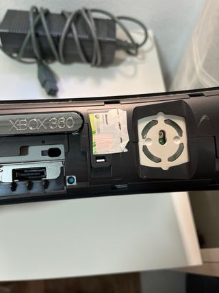 Xbox 360 + 4 juegos
