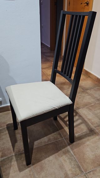 Mesa Comedor Negra + 4 Sillas