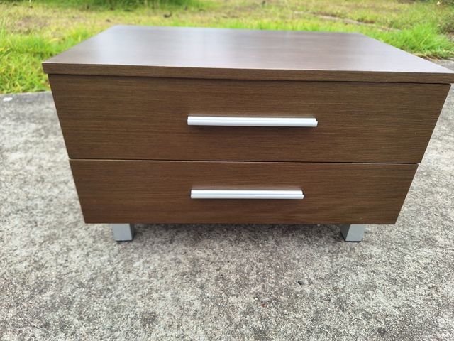 Mueble baño 2 cajones - Moderno. Tapa de cristal