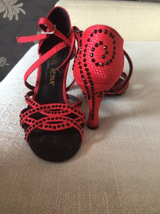 Zapatos baile Manuel Reina rojos