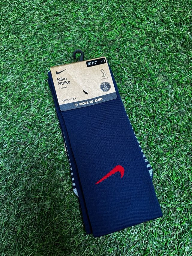 Calcetines Nike Strike (Rojas y Moradas)