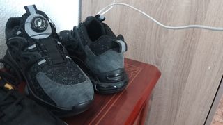 Zapatillas seguridad negras-grises