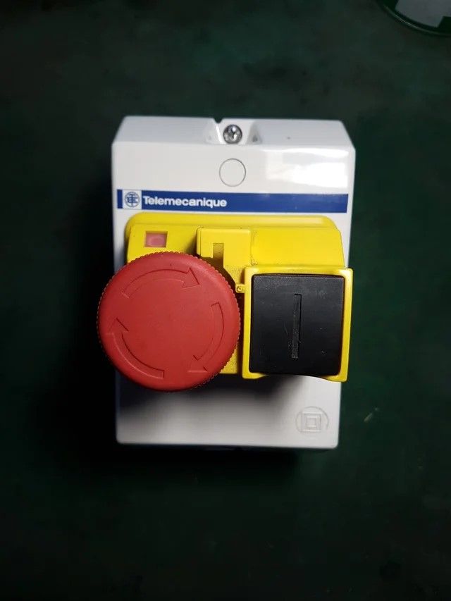 INTERRUTTORE AUTOMATICO MAGNETOTERMICO