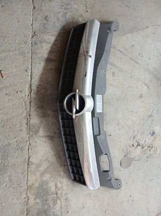 Parrilla Opel Astra H