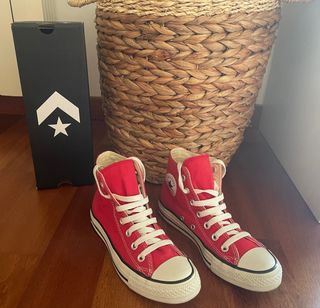 Converse rojas unisex talla 36