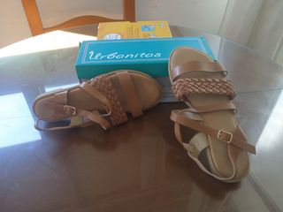 Sandalias Urbanitas Marrón - Talla 38