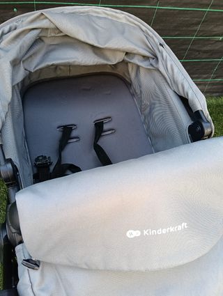 Cochecito bebé Kinderkraft gris