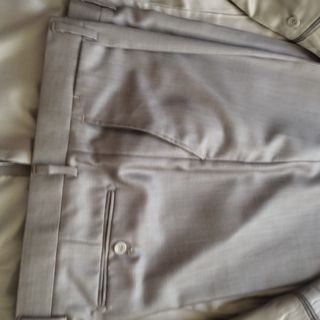 Traje gris caballero