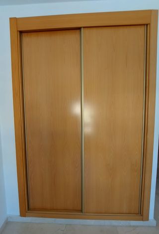  2 puertas correderas de armario
