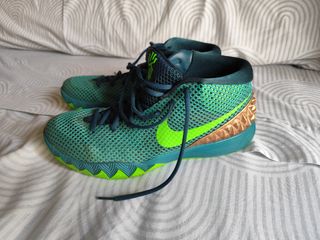 Nike Kyrie Irving 1 "Australia"