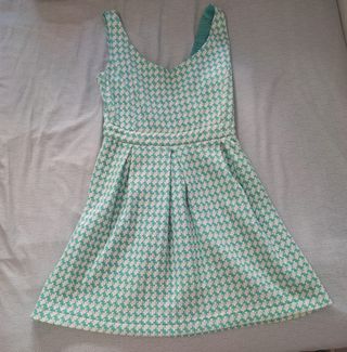 Vestido Stradivarius vichy turquesa