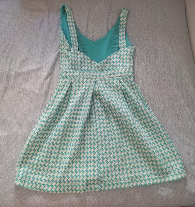 Vestido Stradivarius vichy turquesa