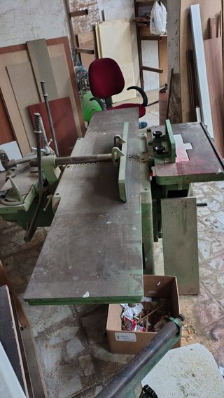 Ecuadradora y Maquina Combinada de madera