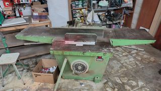 Ecuadradora y Maquina Combinada de madera