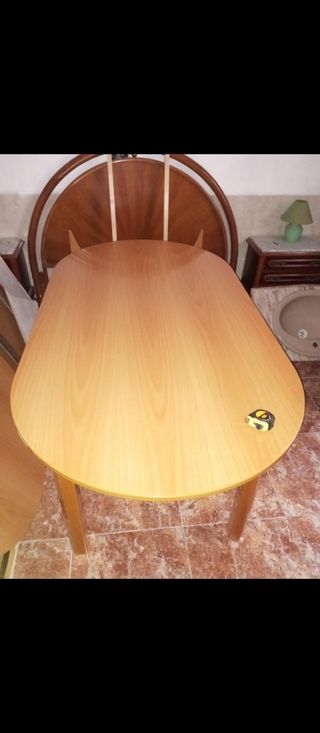 Mesa ovalada madera - salón