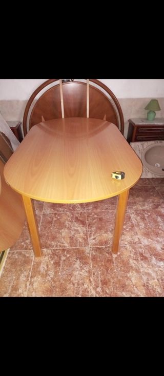 Mesa ovalada madera - salón