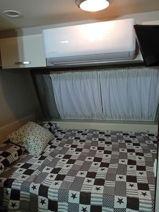 Caravana Across Premium 375, 5 plazas