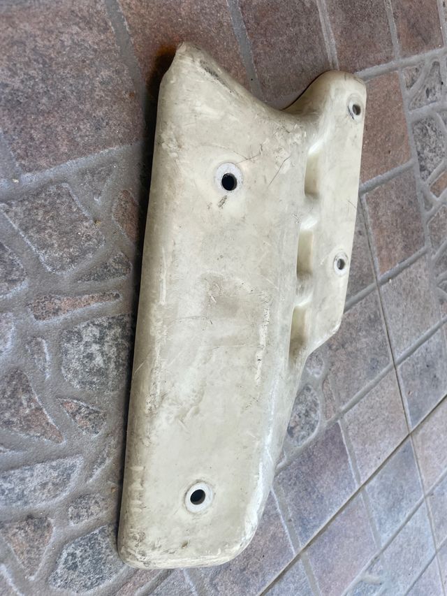 Tapa lateral Rieju Super Marathon